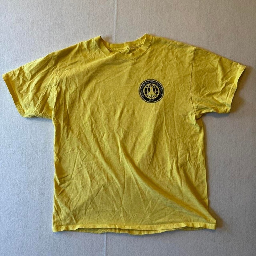 Yellow Idaho National Laboratory t-shirt Size L